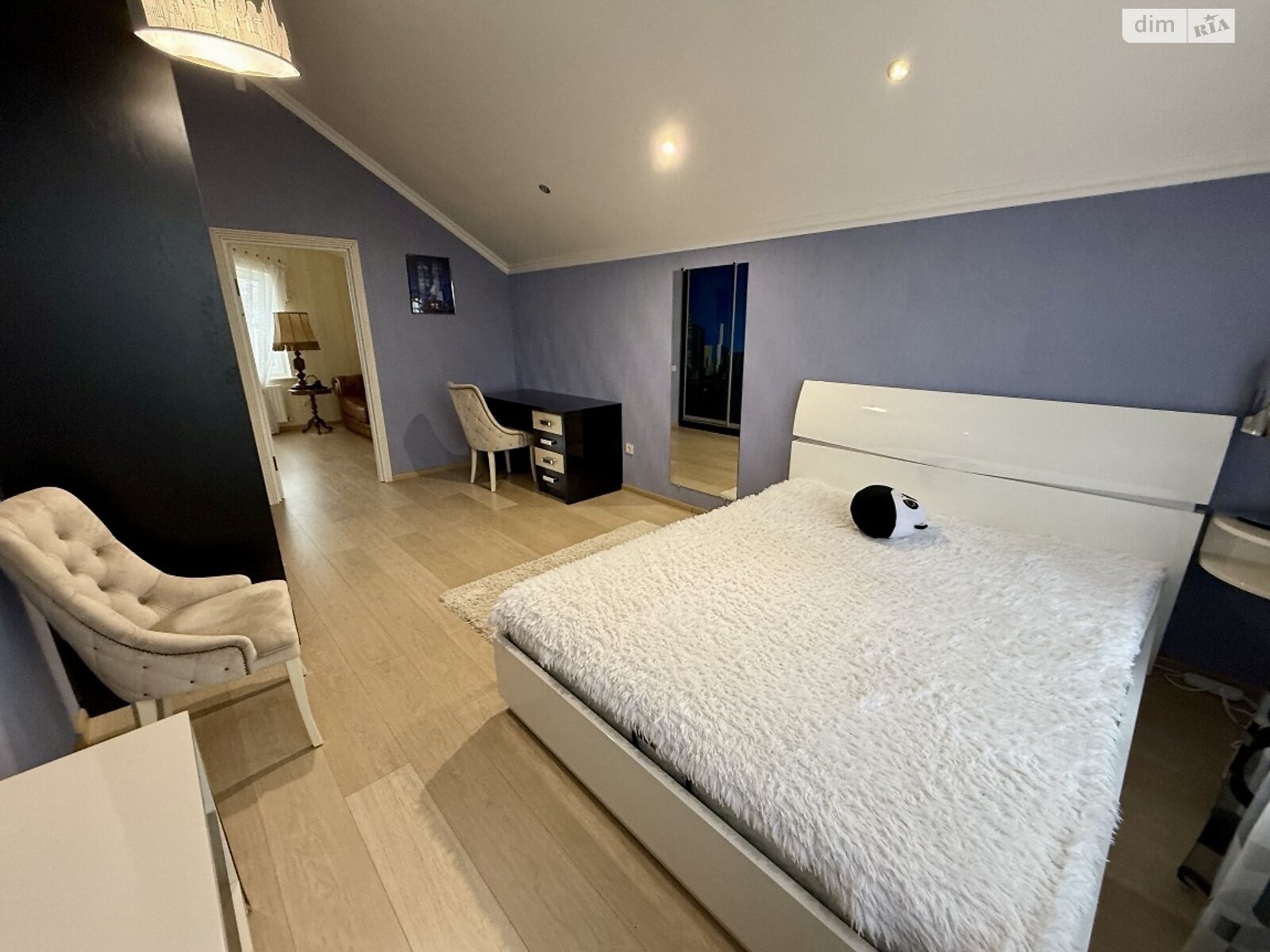 двухэтажный дом, 378 кв. м, кирпич. Сдается помесячно в Баловном фото 1