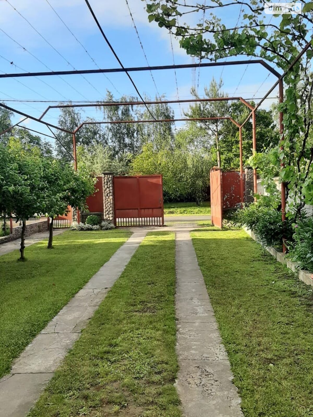 двоповерховий будинок з гаражем, 192.1 кв. м, цегла. Здається помісячно в Баранинці фото 1 двоповерховий будинок з гаражем, 192.1 кв. м, цегла. Здається помісячно в Баранинці фото 1