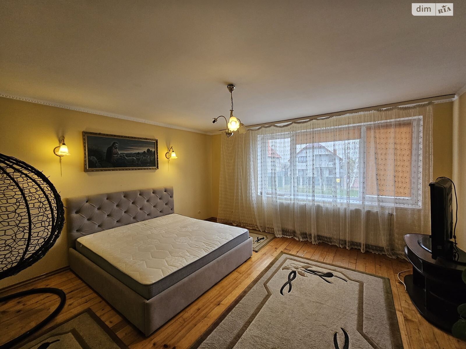 двоповерховий будинок з гаражем, 195 кв. м, цегла. Здається помісячно в Баранинці фото 1