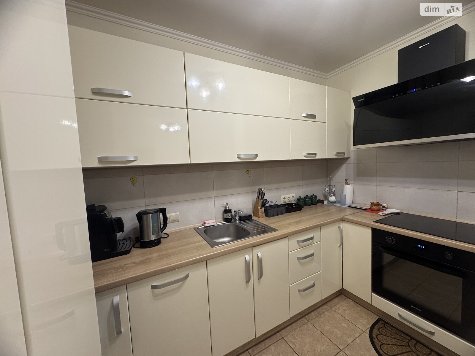 двухэтажный дом беседка, 98 кв. м, сруб. Сдается помесячно в Баранинцах фото 1