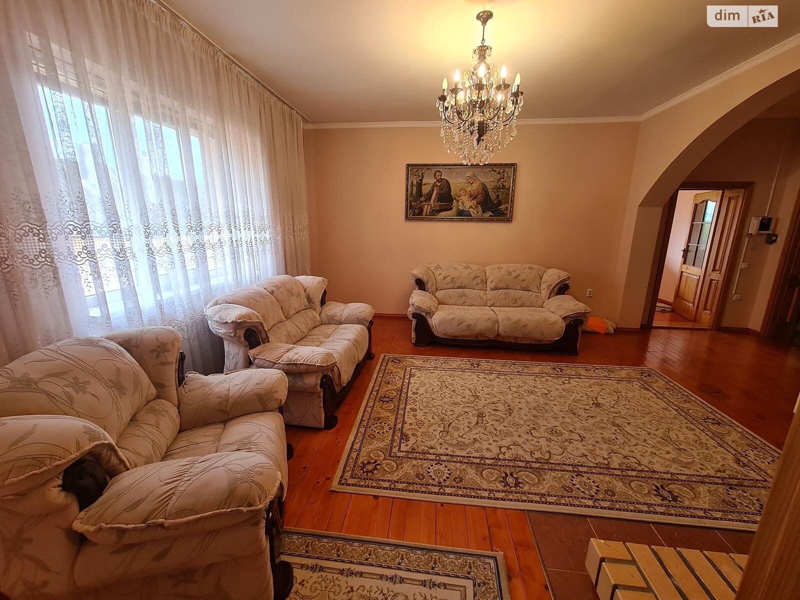 двухэтажный дом, 145 кв. м, кирпич. Сдается помесячно в Барвинке фото 1 двухэтажный дом, 145 кв. м, кирпич. Сдается помесячно в Барвинке фото 1