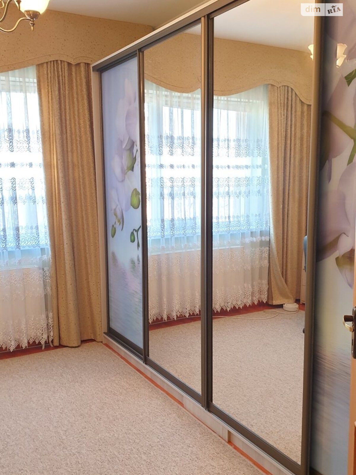 двухэтажный дом, 145 кв. м, кирпич. Сдается помесячно в Барвинке фото 1 двухэтажный дом, 145 кв. м, кирпич. Сдается помесячно в Барвинке фото 1