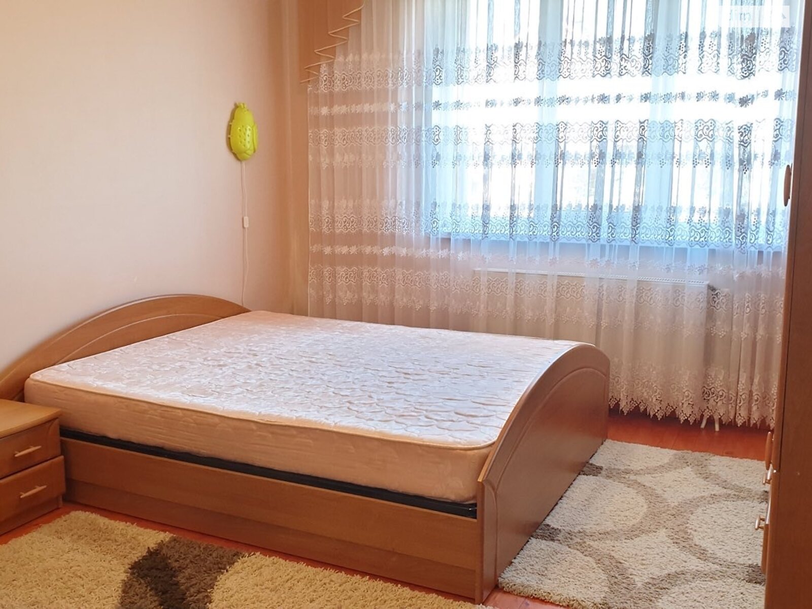 двухэтажный дом, 145 кв. м, кирпич. Сдается помесячно в Барвинке фото 1 двухэтажный дом, 145 кв. м, кирпич. Сдается помесячно в Барвинке фото 1