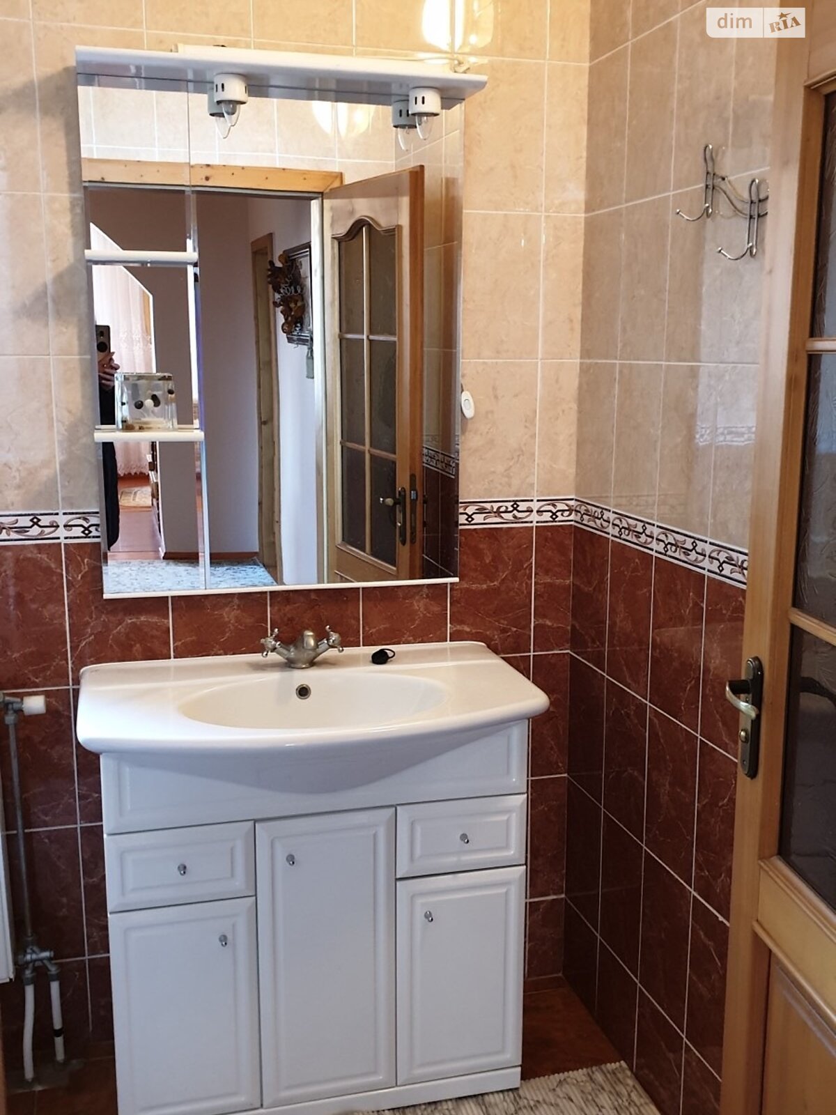 двухэтажный дом, 145 кв. м, кирпич. Сдается помесячно в Барвинке фото 1 двухэтажный дом, 145 кв. м, кирпич. Сдается помесячно в Барвинке фото 1