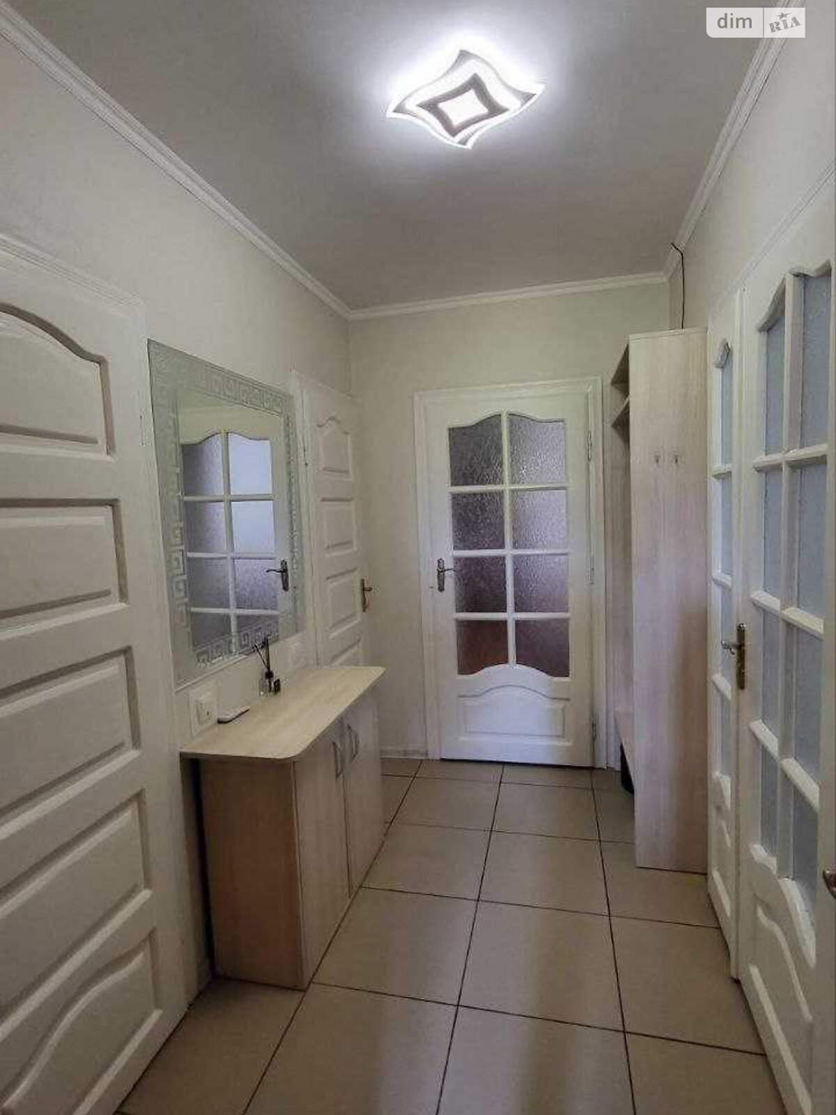 одноповерховий будинок, 105 кв. м, кирпич. Здається помісячно в Байківці фото 1 одноповерховий будинок, 105 кв. м, кирпич. Здається помісячно в Байківці фото 1