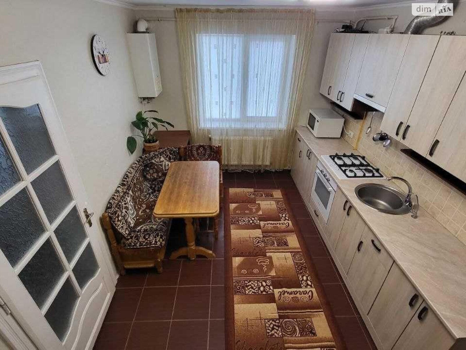 одноповерховий будинок, 105 кв. м, кирпич. Здається помісячно в Байківці фото 1 одноповерховий будинок, 105 кв. м, кирпич. Здається помісячно в Байківці фото 1