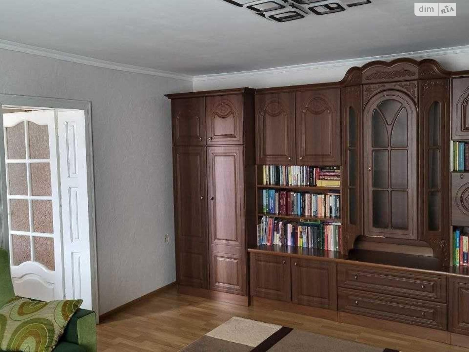 одноповерховий будинок, 105 кв. м, кирпич. Здається помісячно в Байківці фото 1 одноповерховий будинок, 105 кв. м, кирпич. Здається помісячно в Байківці фото 1