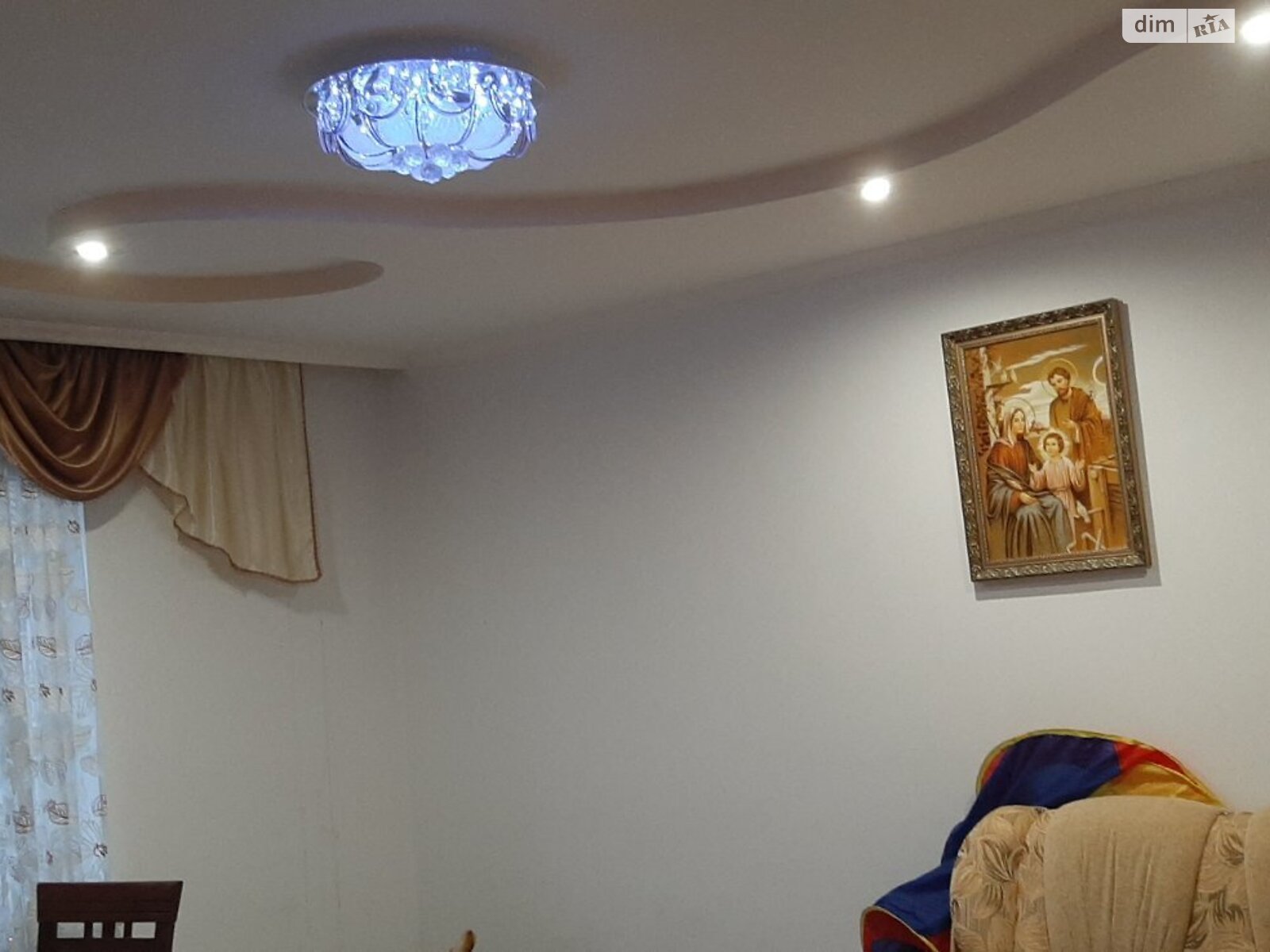 двоповерховий будинок, 232.6 кв. м, цегла. Здається помісячно в Байківці фото 1 двоповерховий будинок, 232.6 кв. м, цегла. Здається помісячно в Байківці фото 1