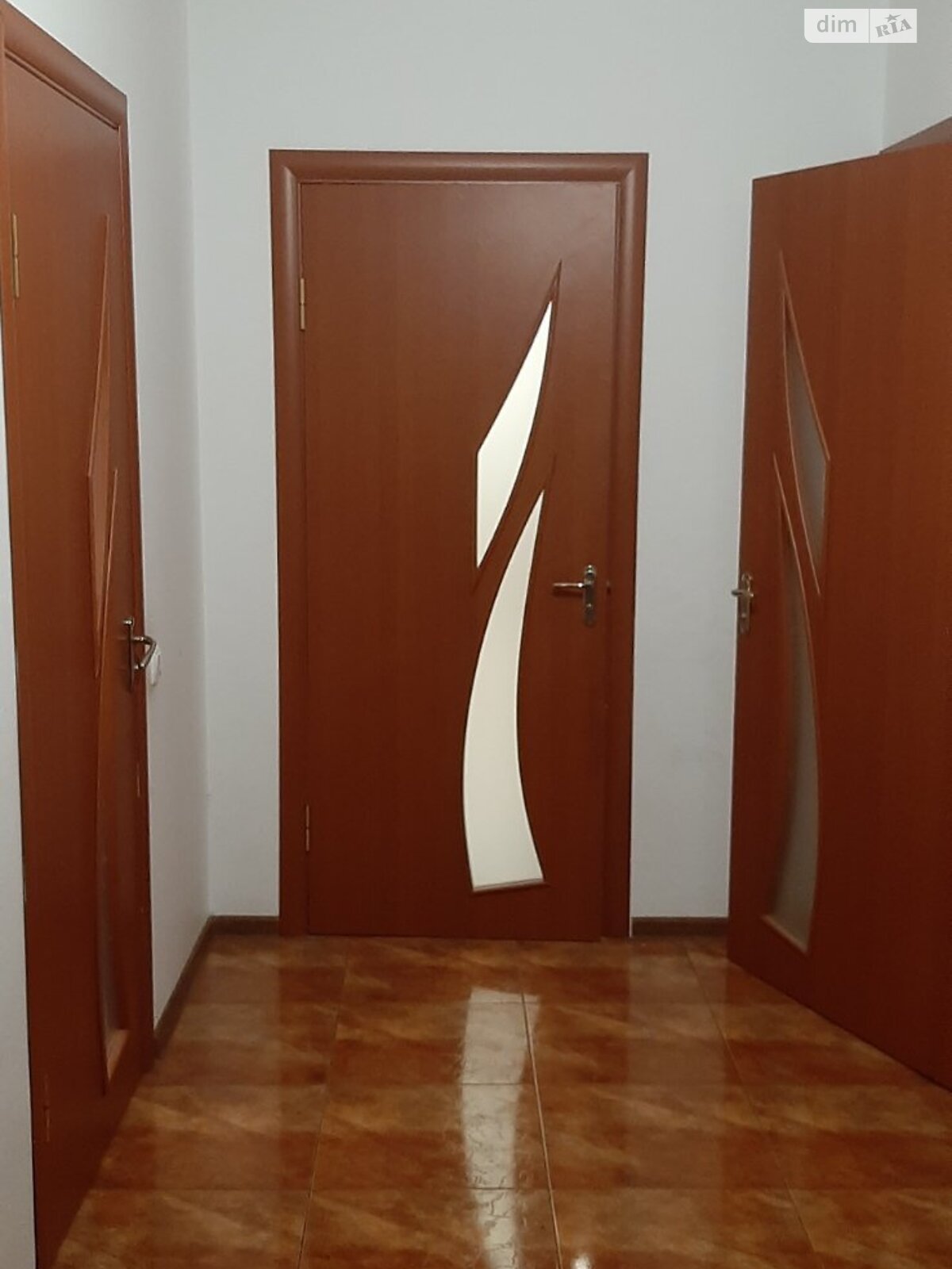 двоповерховий будинок, 232.6 кв. м, цегла. Здається помісячно в Байківці фото 1 двоповерховий будинок, 232.6 кв. м, цегла. Здається помісячно в Байківці фото 1