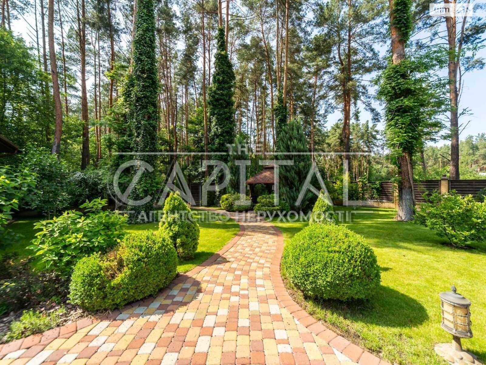 двухэтажный дом, 400 кв. м, кирпич. Сдается помесячно в Белогородке фото 1 двухэтажный дом, 400 кв. м, кирпич. Сдается помесячно в Белогородке фото 1