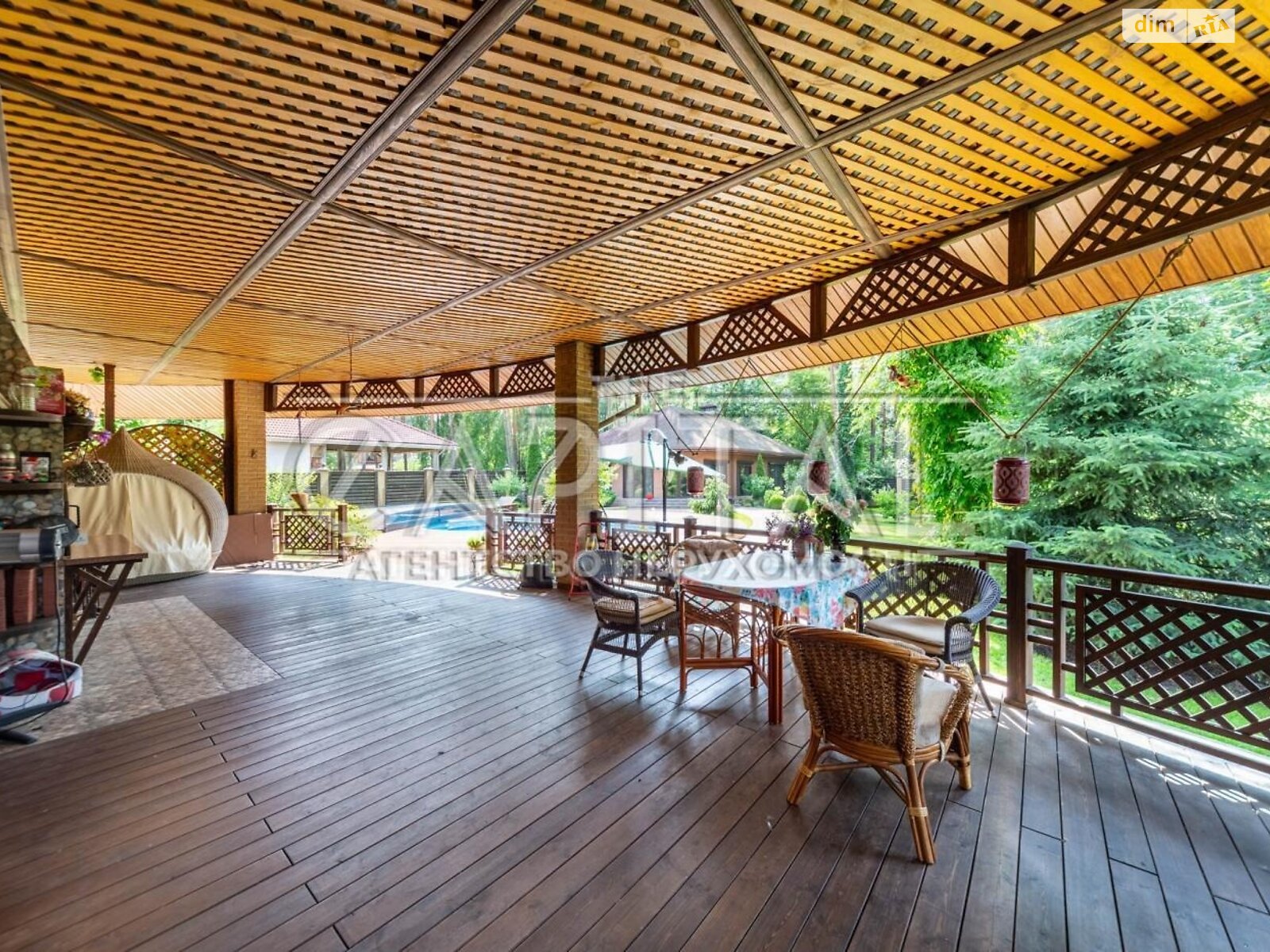 двухэтажный дом, 400 кв. м, кирпич. Сдается помесячно в Белогородке фото 1 двухэтажный дом, 400 кв. м, кирпич. Сдается помесячно в Белогородке фото 1