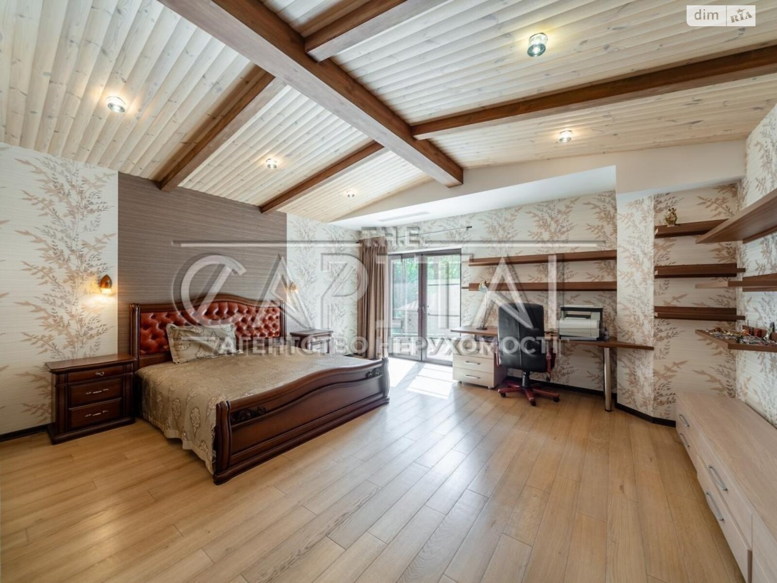 двухэтажный дом, 400 кв. м, кирпич. Сдается помесячно в Белогородке фото 1 двухэтажный дом, 400 кв. м, кирпич. Сдается помесячно в Белогородке фото 1