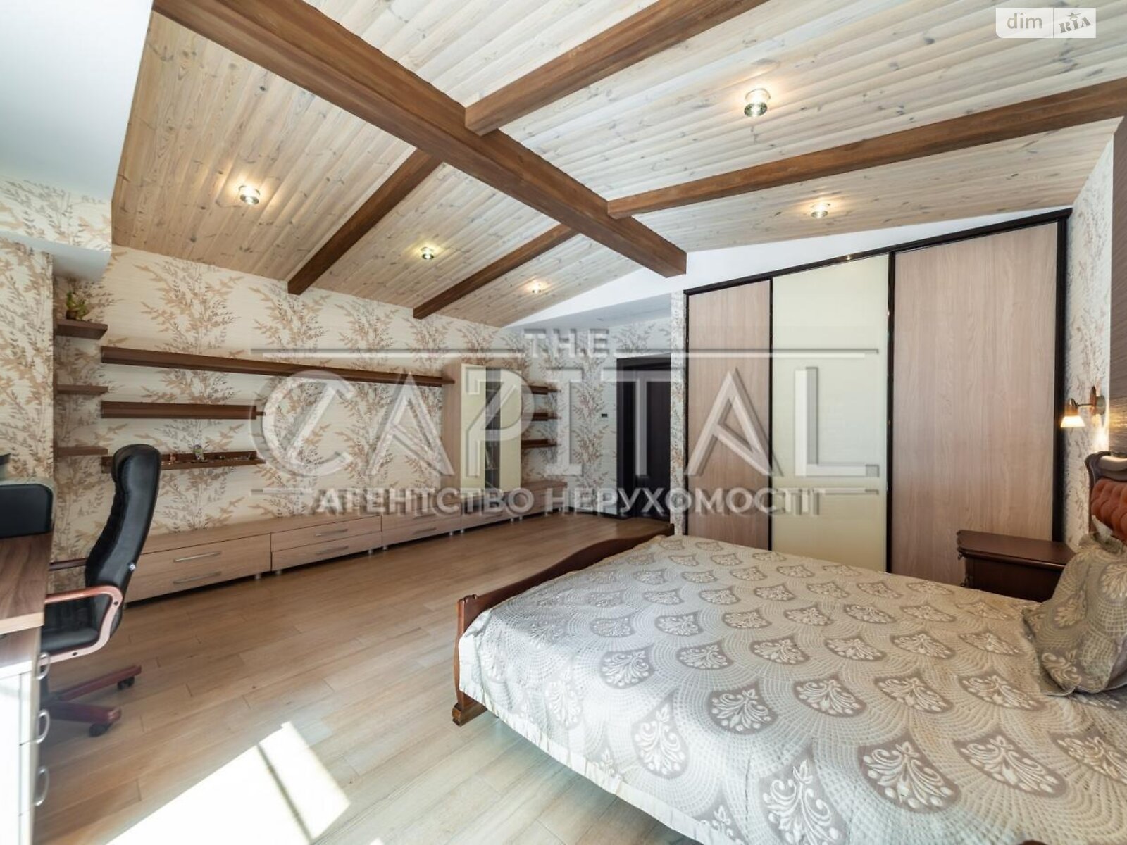 двухэтажный дом, 400 кв. м, кирпич. Сдается помесячно в Белогородке фото 1 двухэтажный дом, 400 кв. м, кирпич. Сдается помесячно в Белогородке фото 1