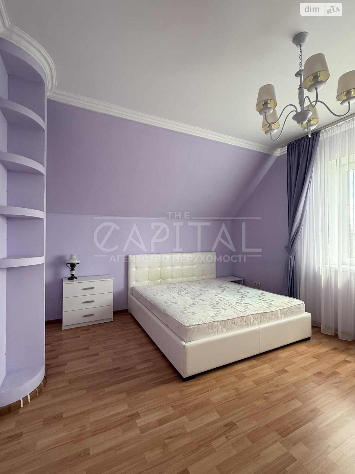 двоповерховий будинок з гаражем, 200 кв. м, цегла. Здається помісячно в Білогородці фото 1 двоповерховий будинок з гаражем, 200 кв. м, цегла. Здається помісячно в Білогородці фото 1