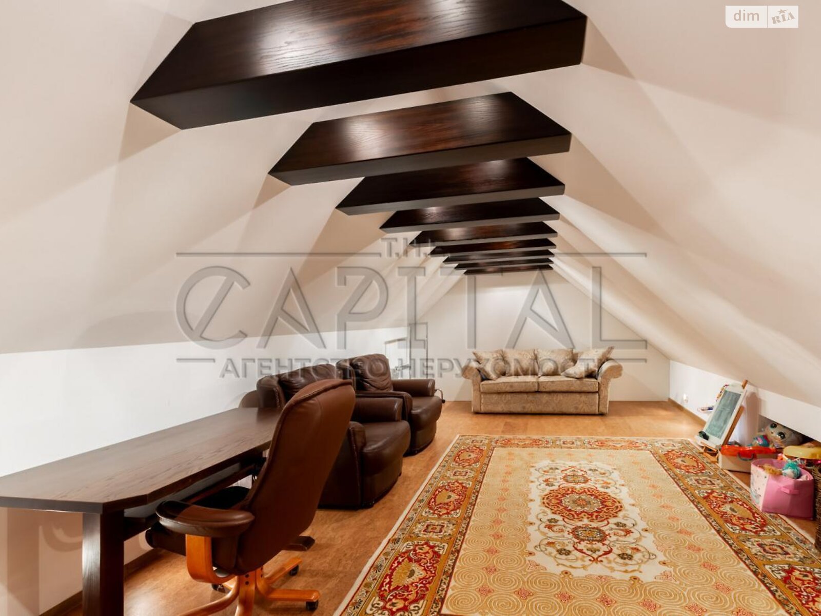 двоповерховий будинок з верандою, 250 кв. м, кирпич. Здається помісячно в Бобриці фото 1