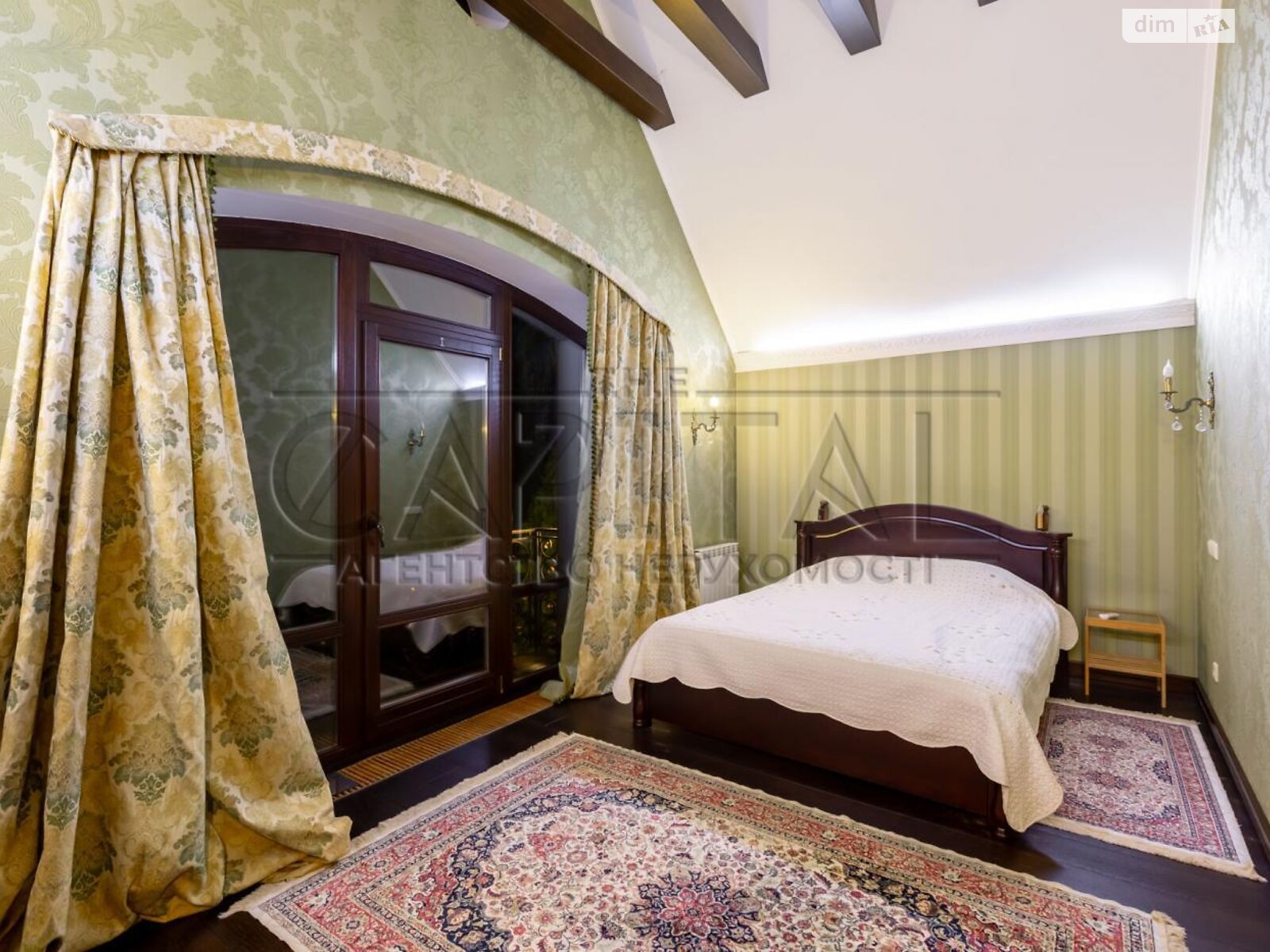 двоповерховий будинок з верандою, 250 кв. м, кирпич. Здається помісячно в Бобриці фото 1