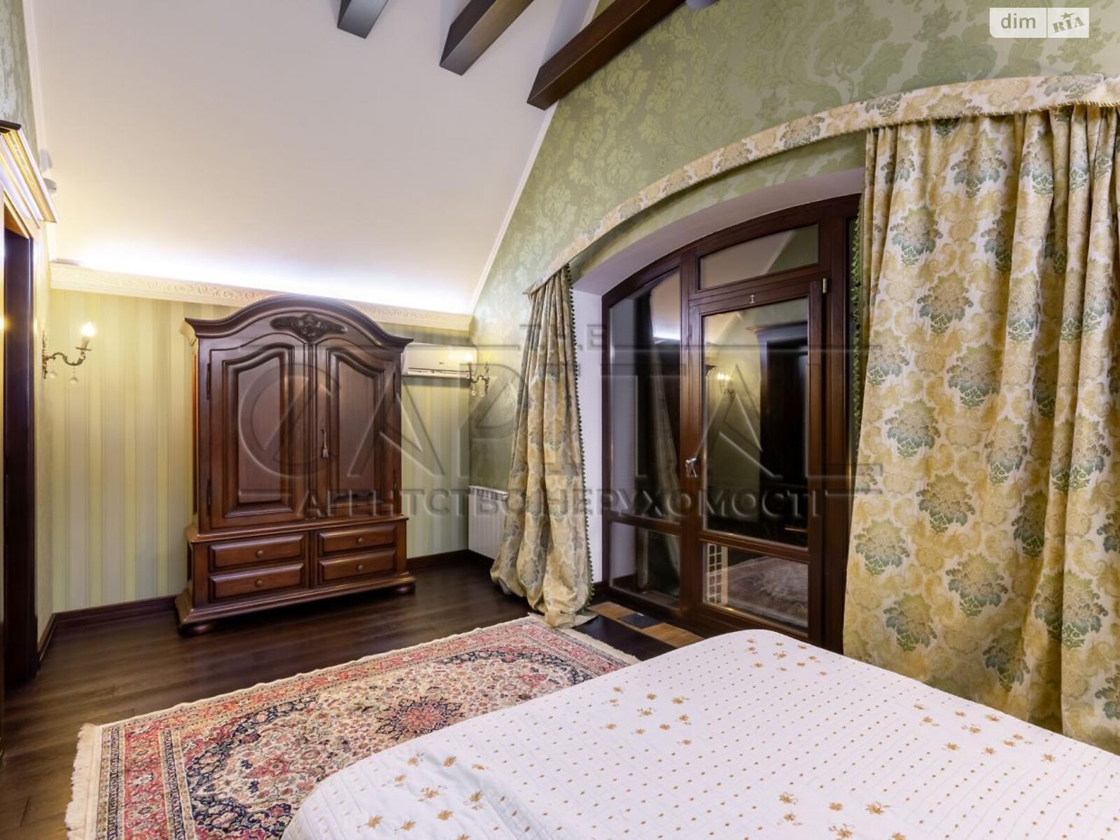 двоповерховий будинок з верандою, 250 кв. м, кирпич. Здається помісячно в Бобриці фото 1