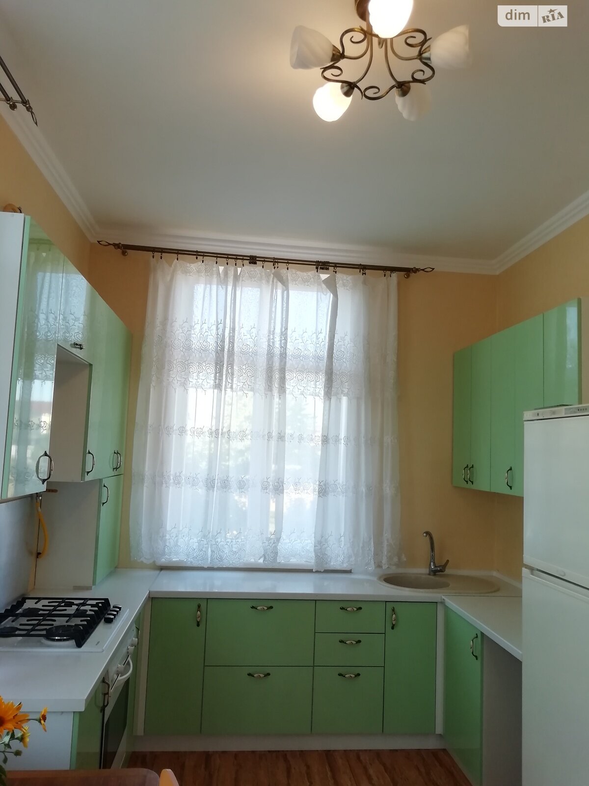 двоповерховий будинок з балконом, 140.5 кв. м, пінобетон. Здається помісячно в Богданівці фото 1 двоповерховий будинок з балконом, 140.5 кв. м, пінобетон. Здається помісячно в Богданівці фото 1