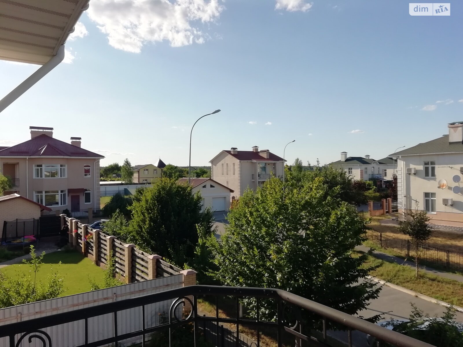 двоповерховий будинок з балконом, 140.5 кв. м, пінобетон. Здається помісячно в Богданівці фото 1 двоповерховий будинок з балконом, 140.5 кв. м, пінобетон. Здається помісячно в Богданівці фото 1