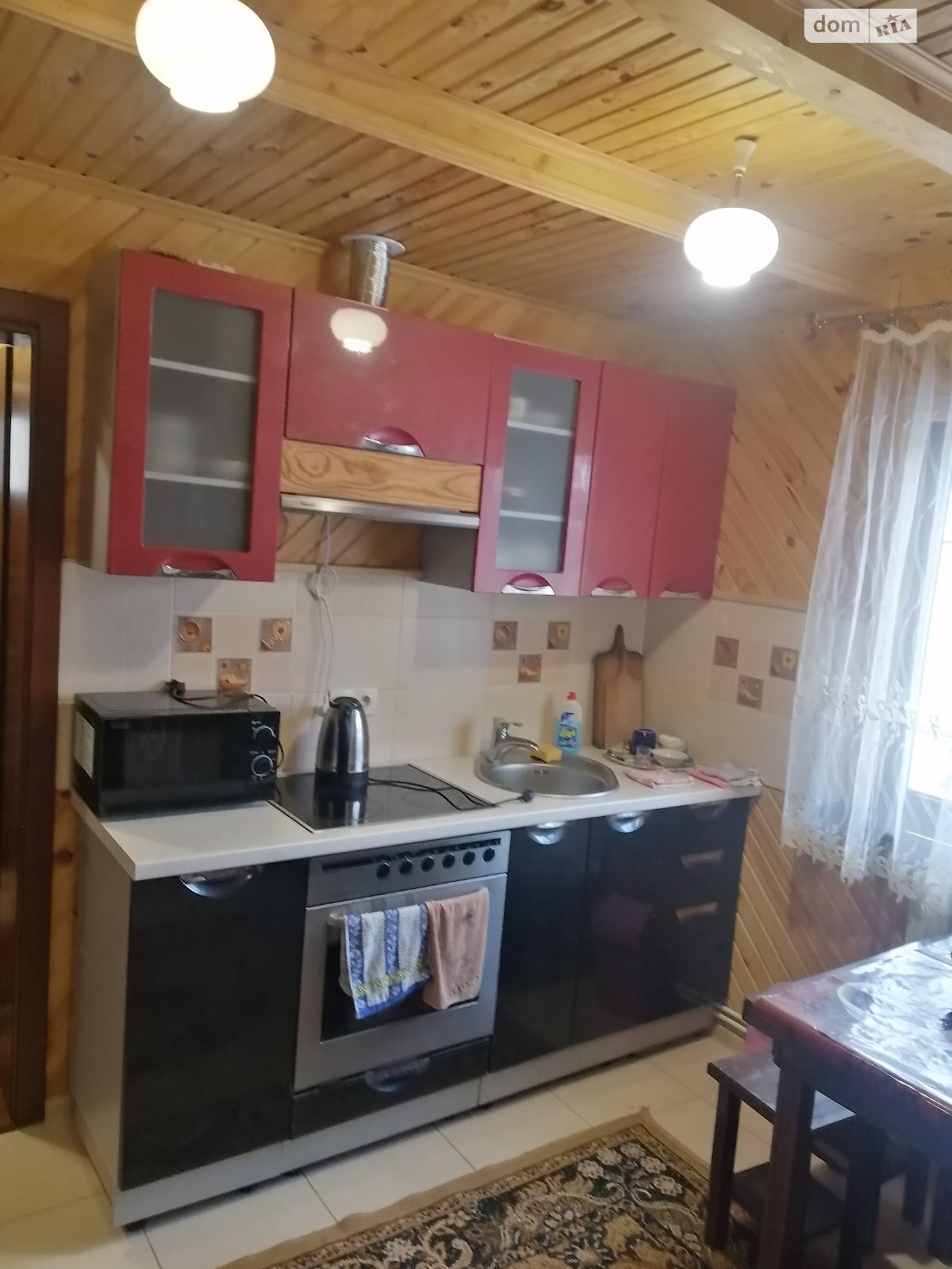 двухэтажный дом с балконом, 78 кв. м, кирпич. Сдается помесячно в Гуте фото 1 двухэтажный дом с балконом, 78 кв. м, кирпич. Сдается помесячно в Гуте фото 1