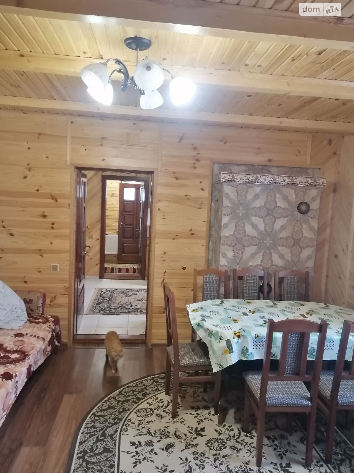 двухэтажный дом с балконом, 78 кв. м, кирпич. Сдается помесячно в Гуте фото 1 двухэтажный дом с балконом, 78 кв. м, кирпич. Сдается помесячно в Гуте фото 1