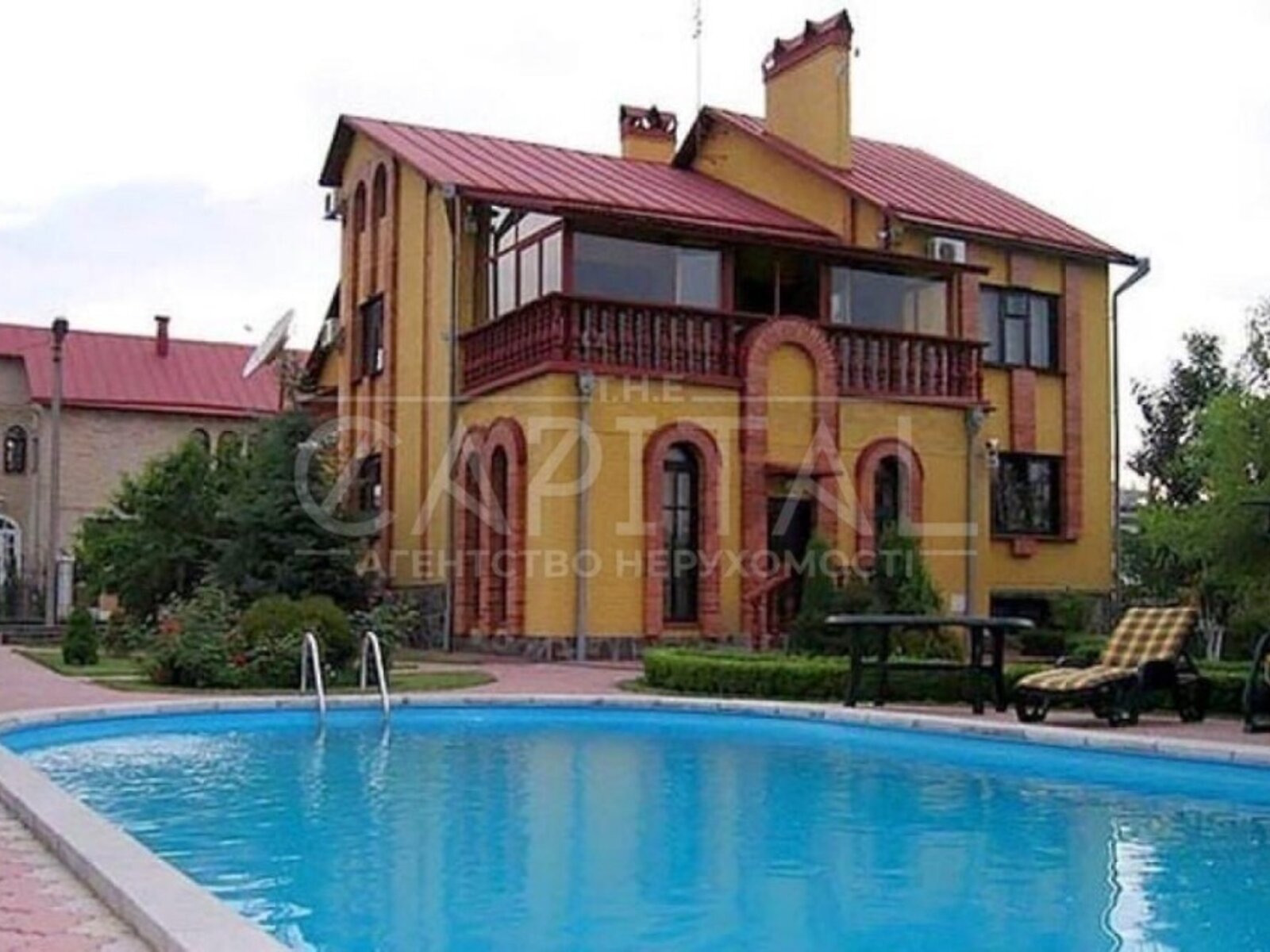 трехэтажный дом с балконом, 420 кв. м, кирпич. Сдается помесячно в Борисполе, в районе Борисполь фото 1