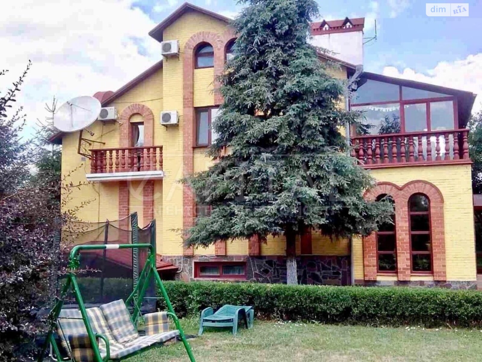 трехэтажный дом с ремонтом, 420 кв. м, кирпич. Сдается помесячно в Борисполе фото 1