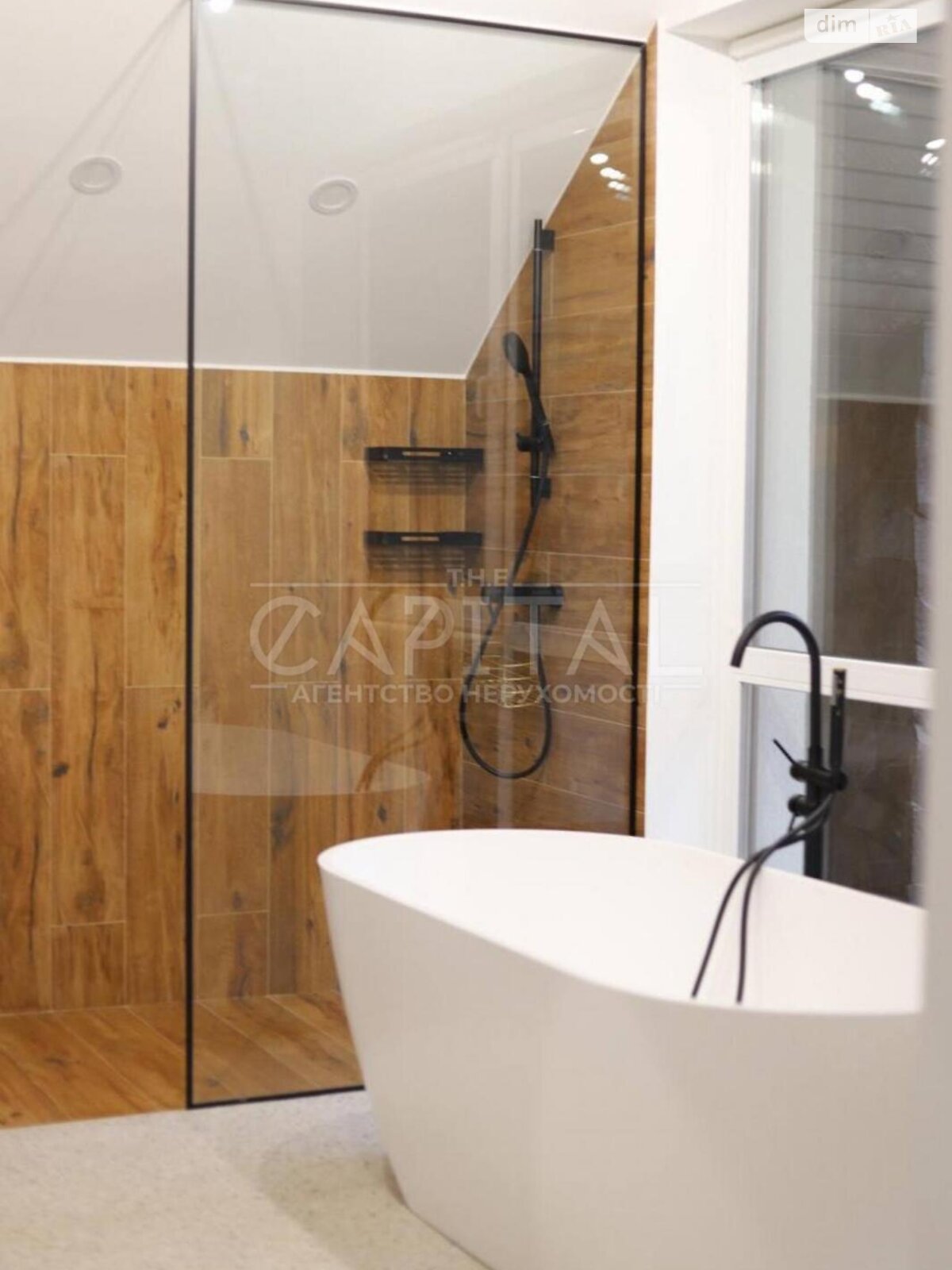 двоповерховий будинок з верандою, 200 кв. м, цегла. Здається помісячно в Борисполі фото 1 двоповерховий будинок з верандою, 200 кв. м, цегла. Здається помісячно в Борисполі фото 1