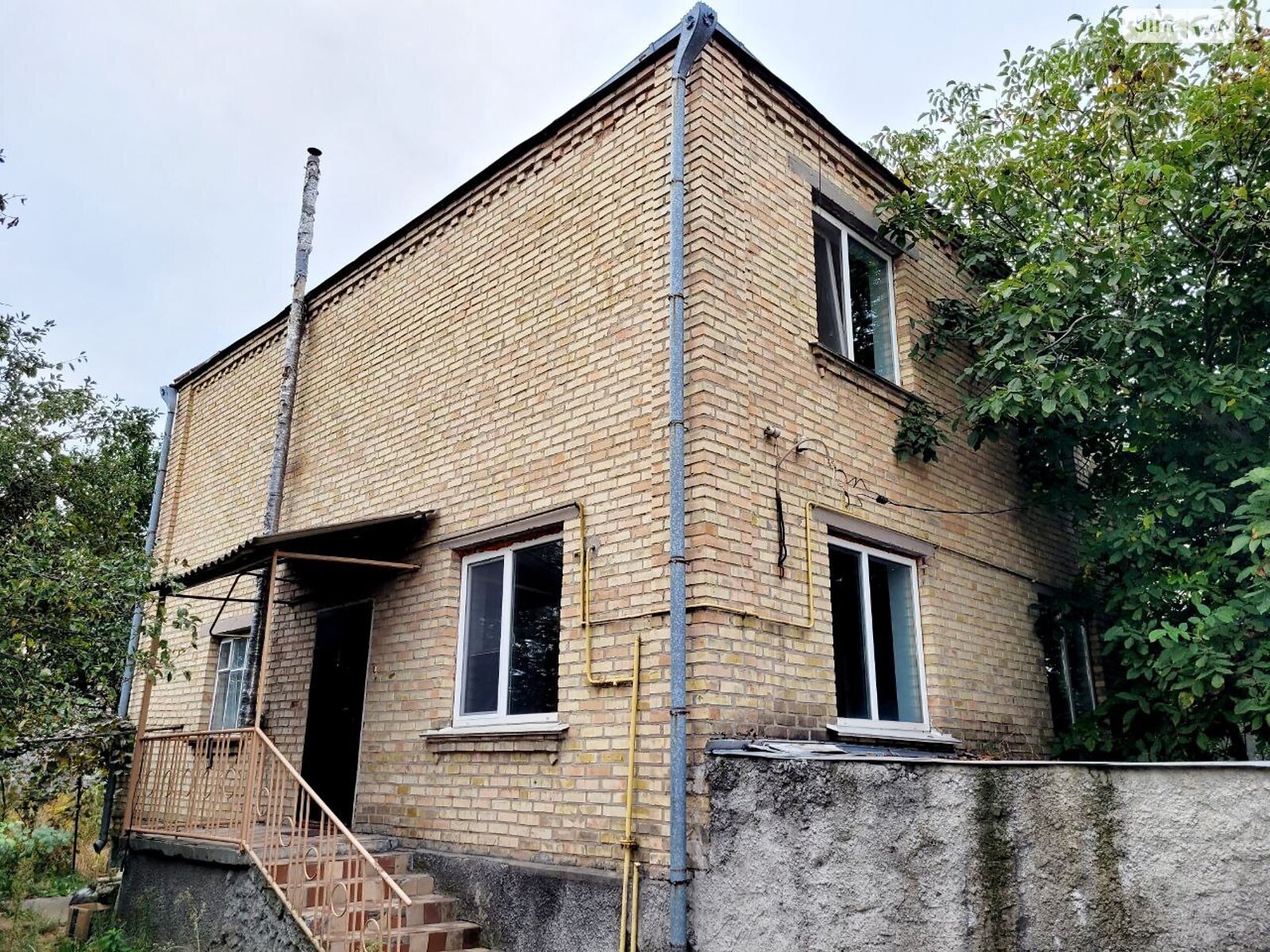 двоповерховий будинок з верандою, 147.7 кв. м, цегла. Здається помісячно в Боровій фото 1 двоповерховий будинок з верандою, 147.7 кв. м, цегла. Здається помісячно в Боровій фото 1