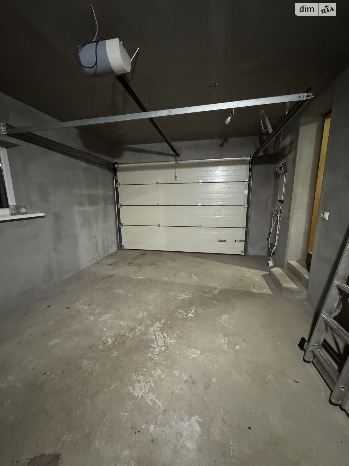 двухэтажный дом с верандой, 151 кв. м, кирпич. Сдается помесячно в Ботфалве фото 1 двухэтажный дом с верандой, 151 кв. м, кирпич. Сдается помесячно в Ботфалве фото 1