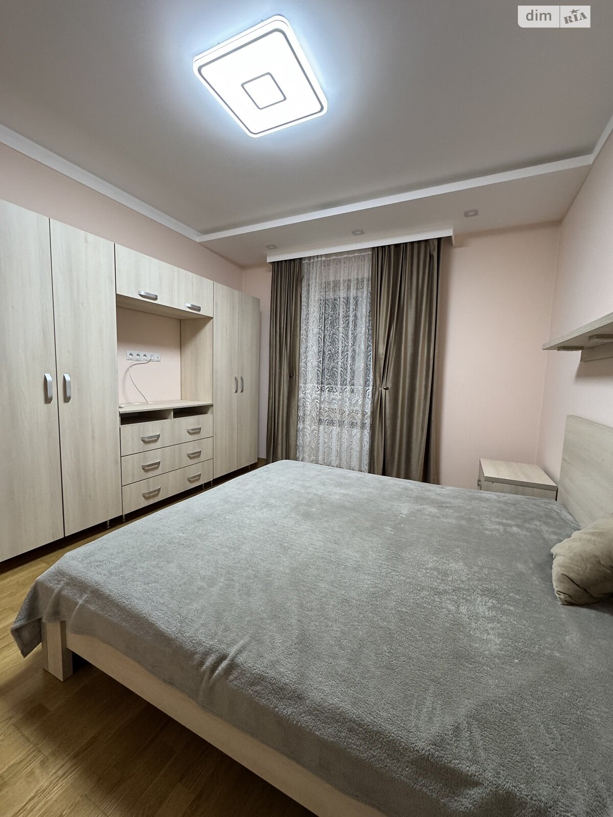 двухэтажный дом с верандой, 151 кв. м, кирпич. Сдается помесячно в Ботфалве фото 1 двухэтажный дом с верандой, 151 кв. м, кирпич. Сдается помесячно в Ботфалве фото 1