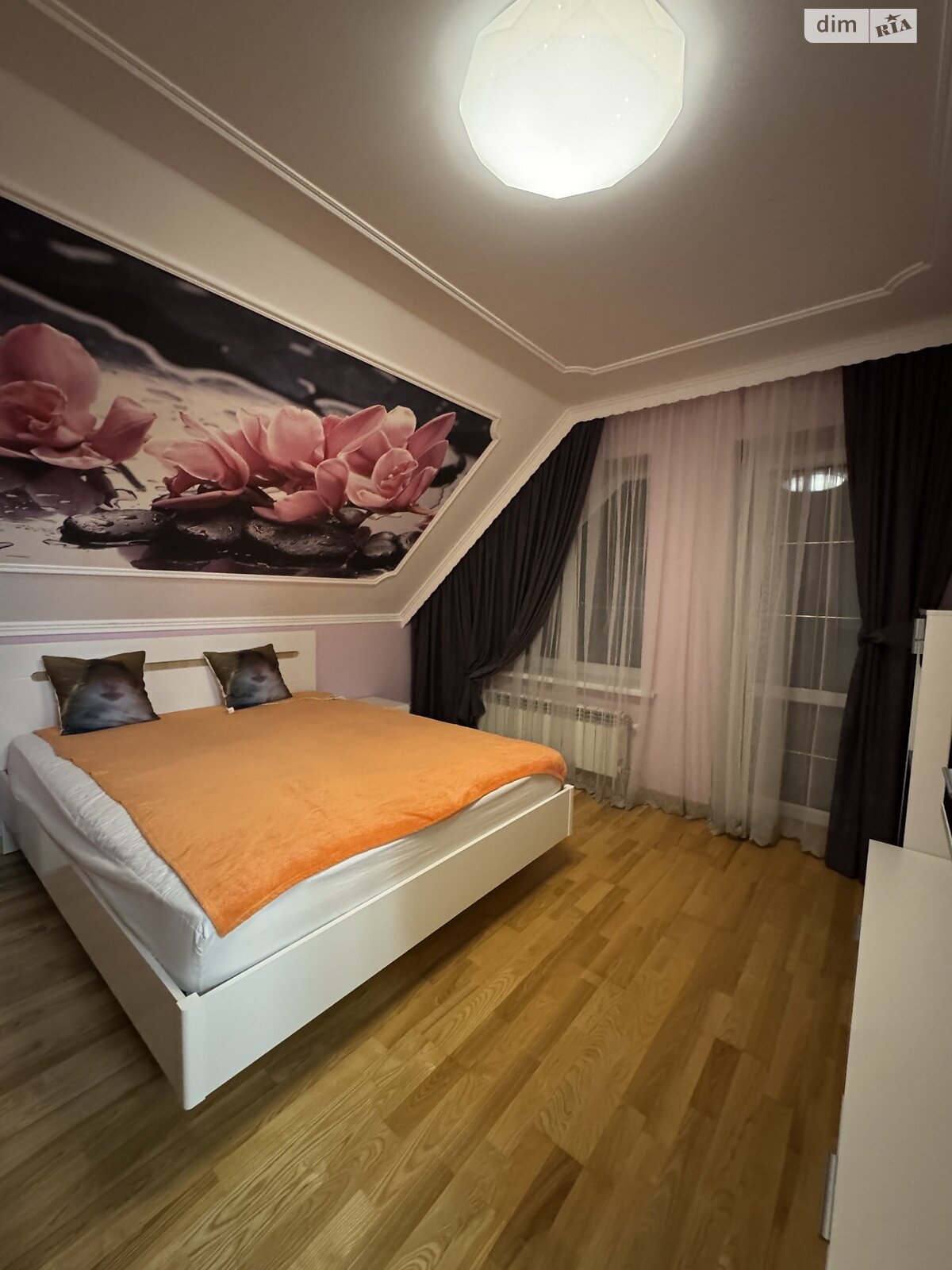 двухэтажный дом с верандой, 151 кв. м, кирпич. Сдается помесячно в Ботфалве фото 1 двухэтажный дом с верандой, 151 кв. м, кирпич. Сдается помесячно в Ботфалве фото 1