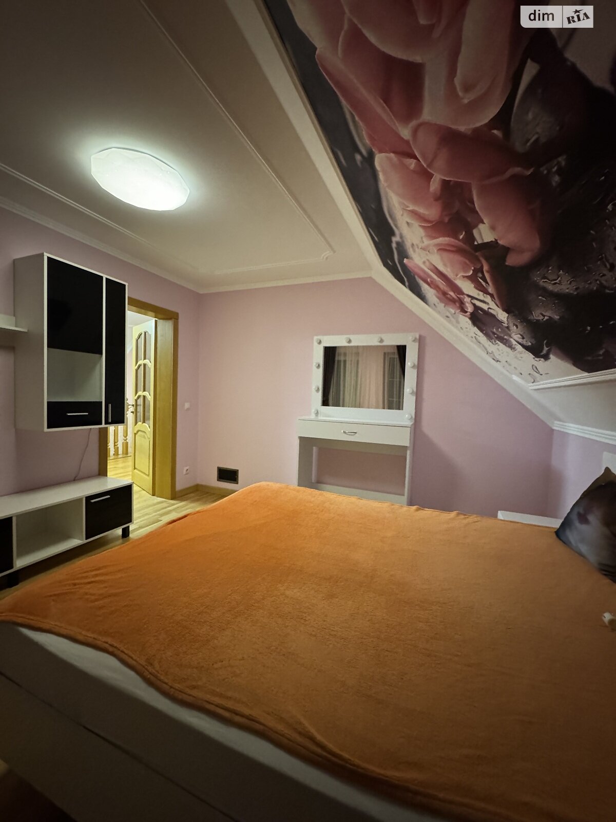 двухэтажный дом с верандой, 151 кв. м, кирпич. Сдается помесячно в Ботфалве фото 1 двухэтажный дом с верандой, 151 кв. м, кирпич. Сдается помесячно в Ботфалве фото 1