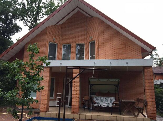 двухэтажный дом с камином, 160 кв. м, кирпич. Сдается помесячно в Буче, в районе Буча фото 1 двухэтажный дом с камином, 160 кв. м, кирпич. Сдается помесячно в Буче, в районе Буча фото 1