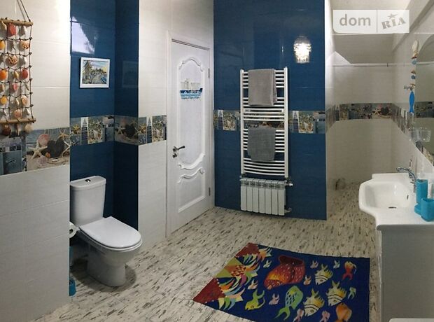 двухэтажный дом с камином, 160 кв. м, кирпич. Сдается помесячно в Буче, в районе Буча фото 1 двухэтажный дом с камином, 160 кв. м, кирпич. Сдается помесячно в Буче, в районе Буча фото 1