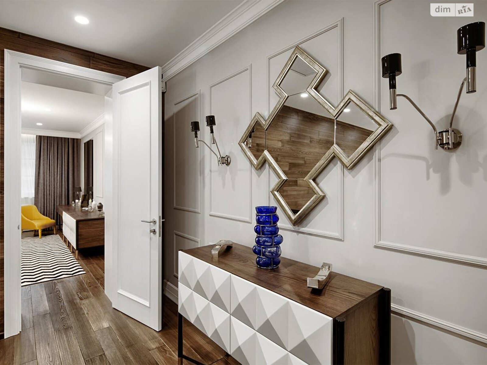 двухэтажный дом с гаражом, 380 кв. м, кирпич. Сдается помесячно в Буче, в районе Буча фото 1 двухэтажный дом с гаражом, 380 кв. м, кирпич. Сдается помесячно в Буче, в районе Буча фото 1