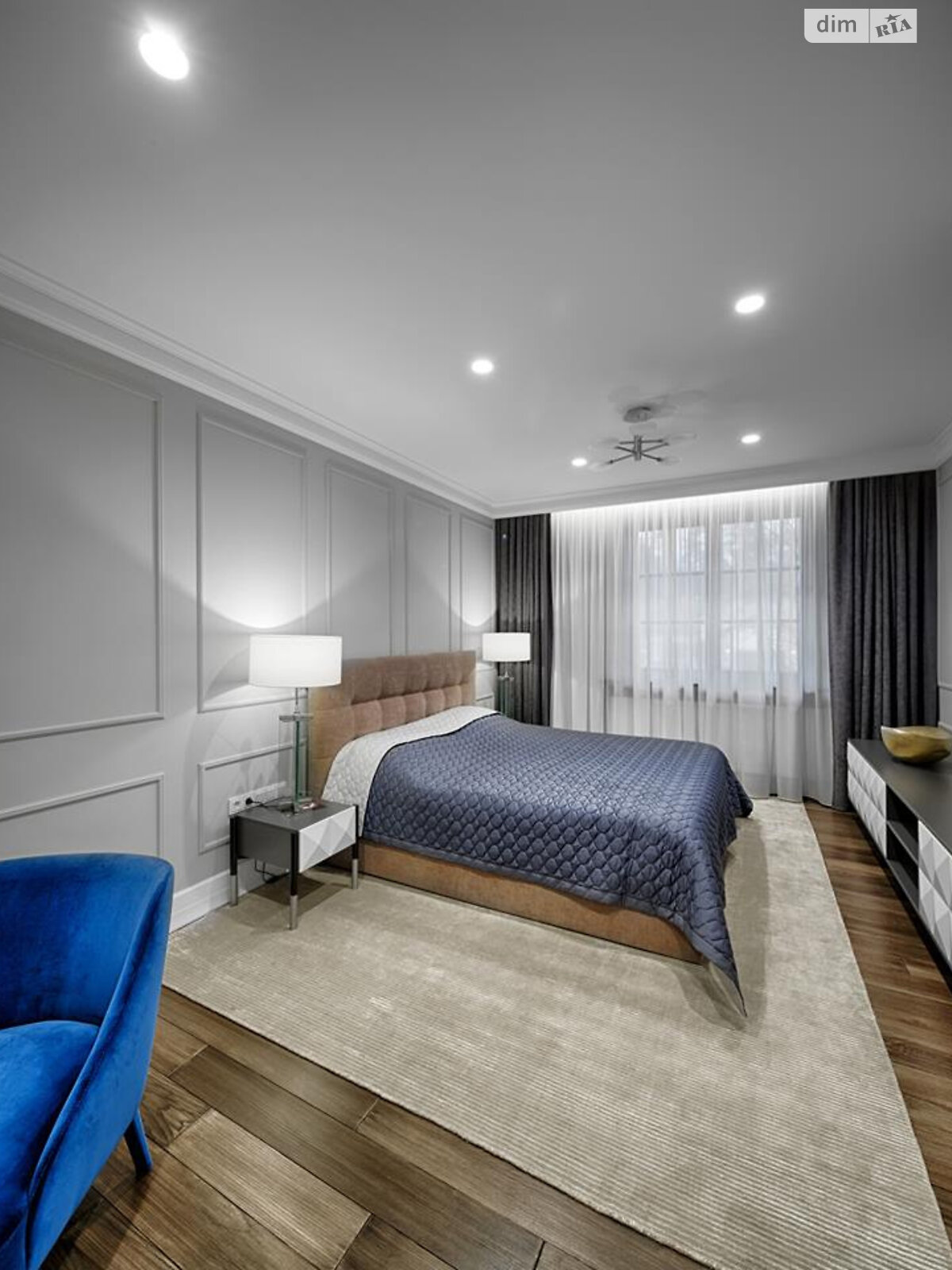 двухэтажный дом с гаражом, 380 кв. м, кирпич. Сдается помесячно в Буче, в районе Буча фото 1 двухэтажный дом с гаражом, 380 кв. м, кирпич. Сдается помесячно в Буче, в районе Буча фото 1