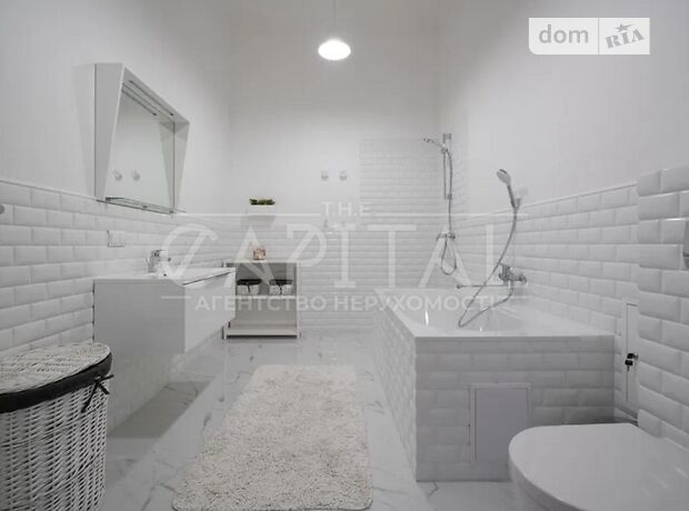 трехэтажный дом с камином, 700 кв. м, кирпич. Сдается помесячно в Буче, в районе Буча фото 1 трехэтажный дом с камином, 700 кв. м, кирпич. Сдается помесячно в Буче, в районе Буча фото 1