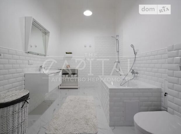трехэтажный дом с камином, 700 кв. м, кирпич. Сдается помесячно в Буче, в районе Буча фото 1 трехэтажный дом с камином, 700 кв. м, кирпич. Сдается помесячно в Буче, в районе Буча фото 1