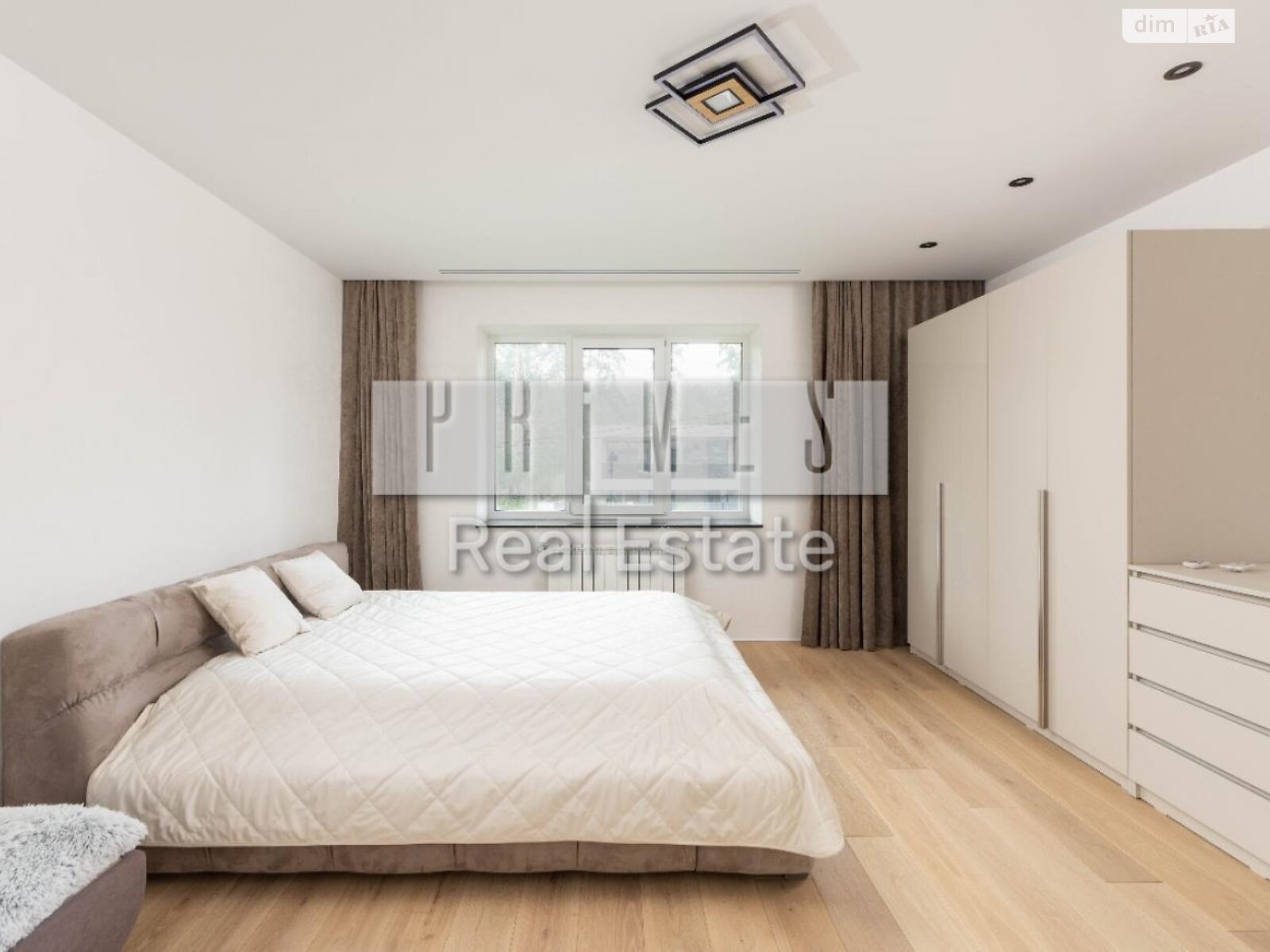 двухэтажный дом с гаражом, 330 кв. м, кирпич. Сдается помесячно в Буче, в районе Буча фото 1