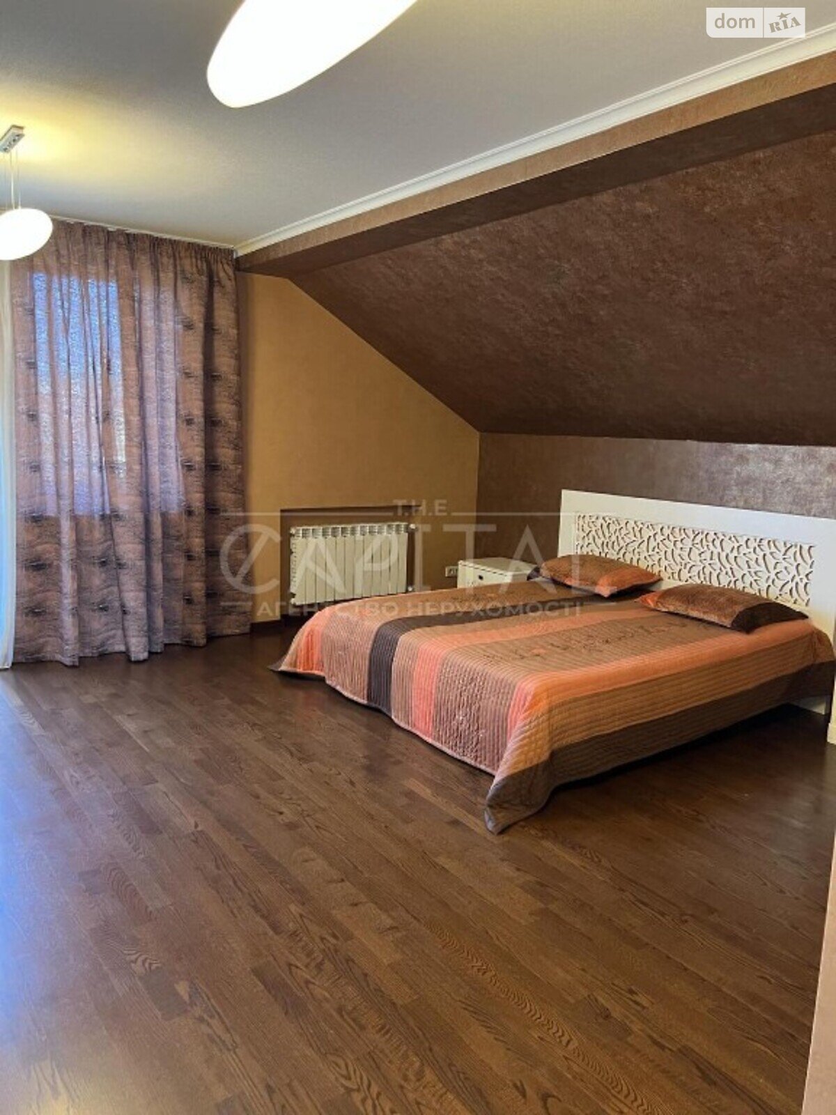 двухэтажный дом с гаражом, 330 кв. м, кирпич. Сдается помесячно в Буче, в районе Буча фото 1 двухэтажный дом с гаражом, 330 кв. м, кирпич. Сдается помесячно в Буче, в районе Буча фото 1