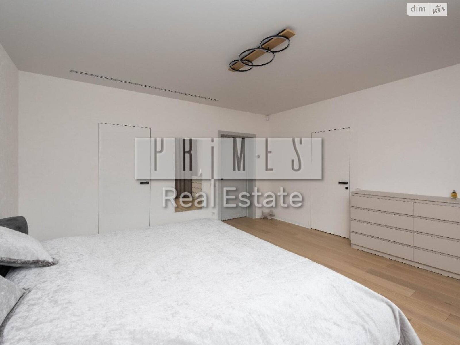 двухэтажный дом с гаражом, 318.3 кв. м, кирпич. Сдается помесячно в Буче фото 1