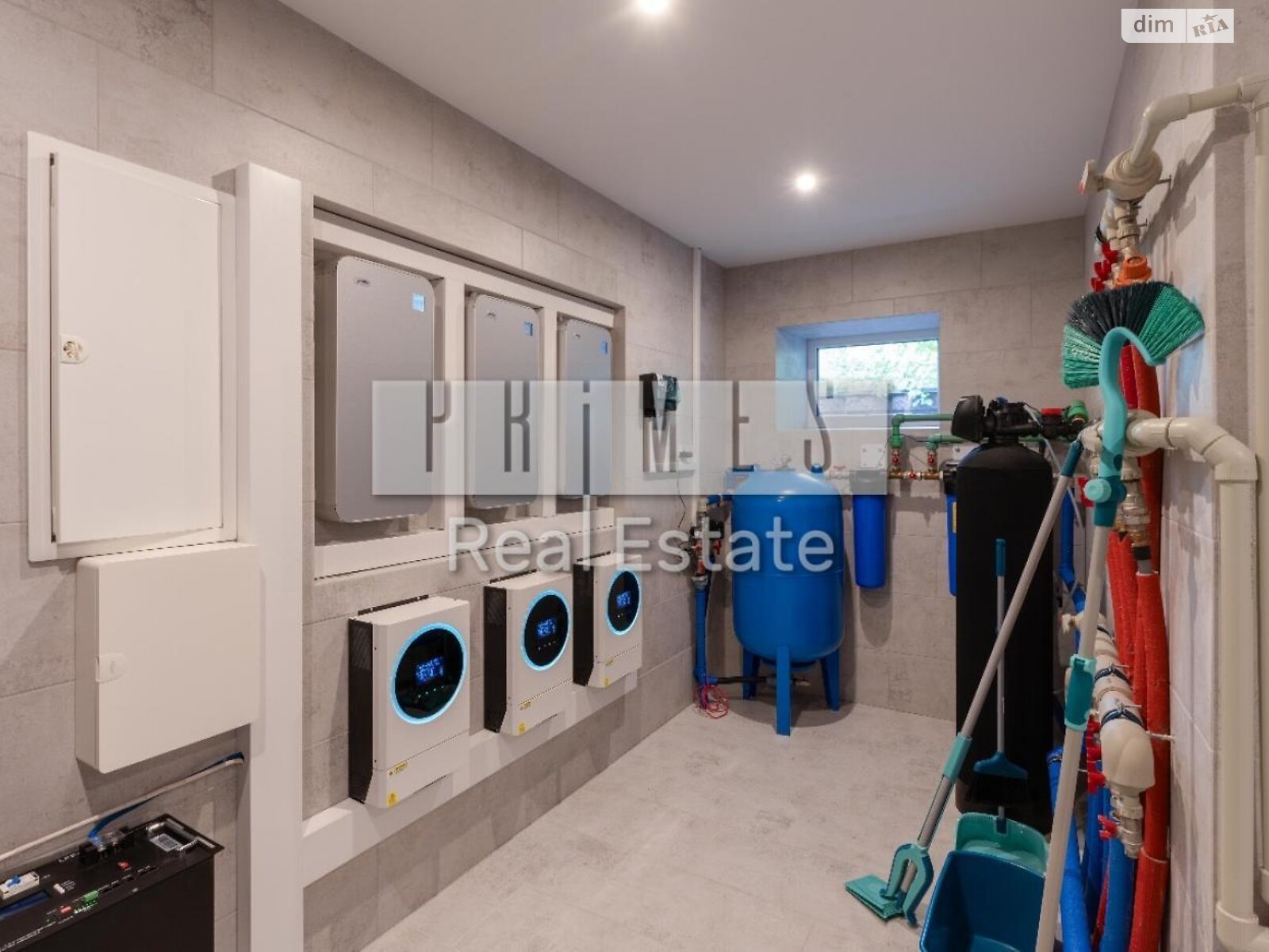 двухэтажный дом с гаражом, 318.3 кв. м, кирпич. Сдается помесячно в Буче фото 1