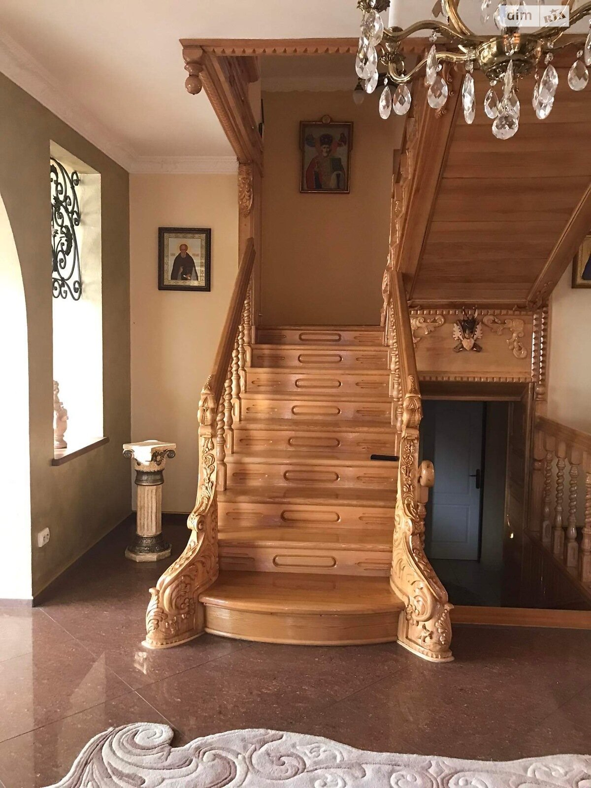 трехэтажный дом, 220 кв. м, кирпич. Сдается помесячно в Буштыне фото 1 трехэтажный дом, 220 кв. м, кирпич. Сдается помесячно в Буштыне фото 1