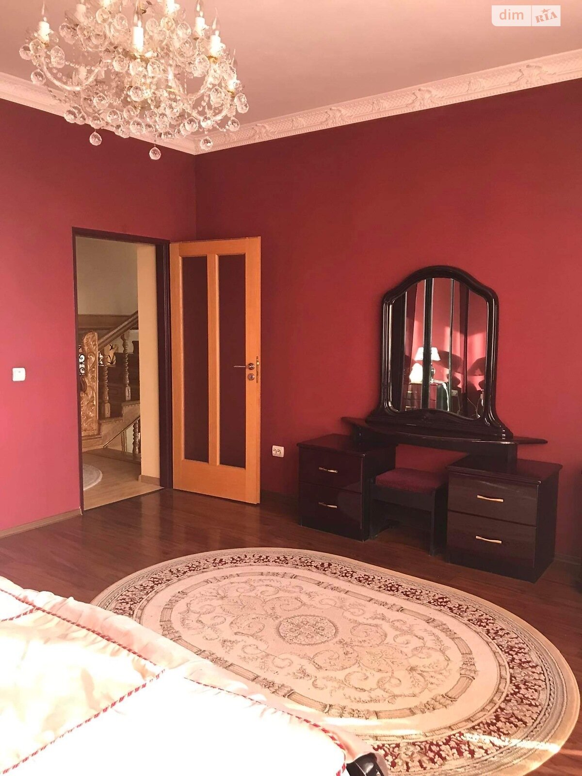 трехэтажный дом, 220 кв. м, кирпич. Сдается помесячно в Буштыне фото 1 трехэтажный дом, 220 кв. м, кирпич. Сдается помесячно в Буштыне фото 1