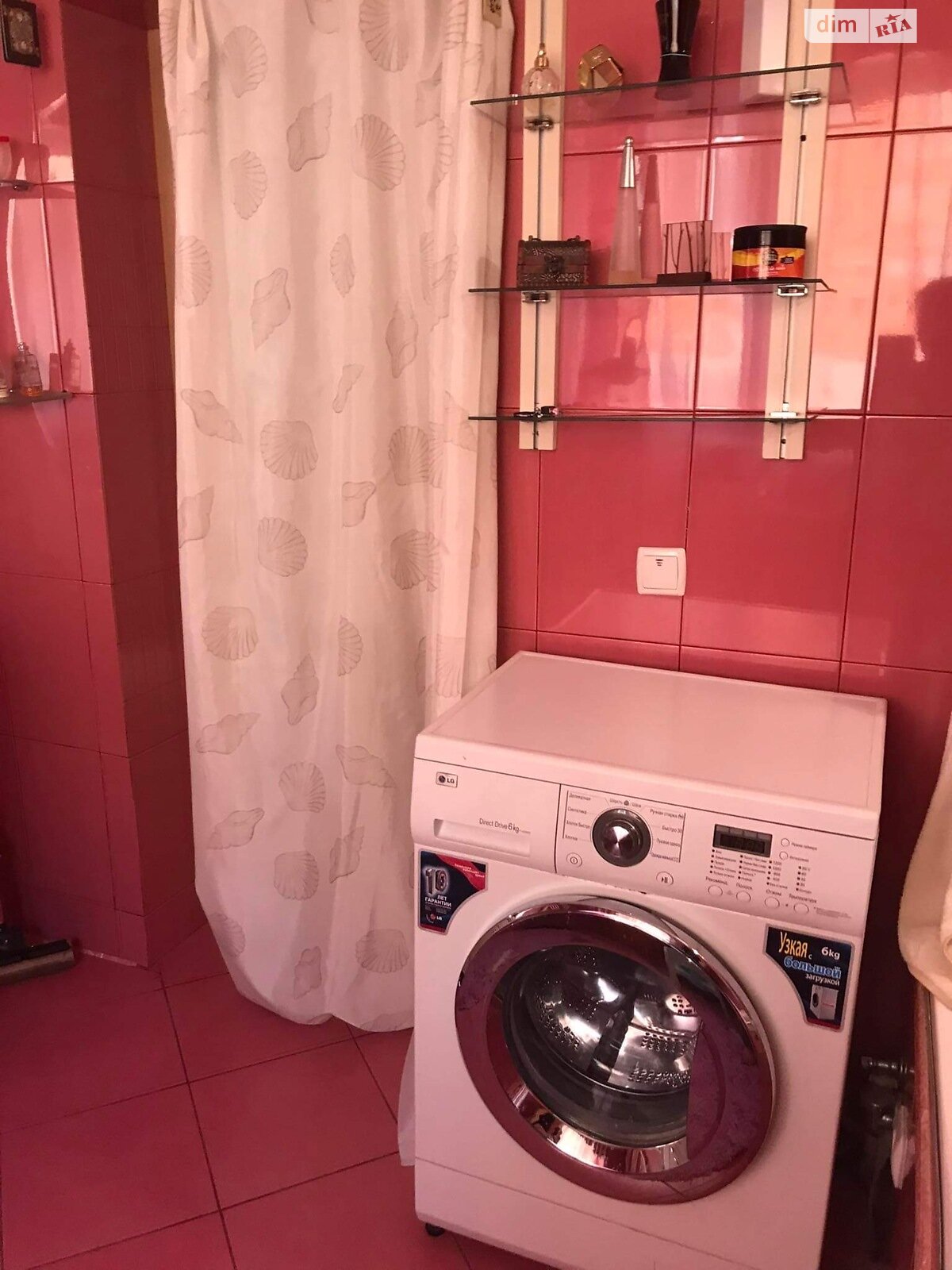 трехэтажный дом, 220 кв. м, кирпич. Сдается помесячно в Буштыне фото 1 трехэтажный дом, 220 кв. м, кирпич. Сдается помесячно в Буштыне фото 1