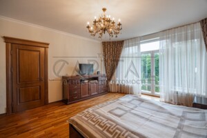 трехэтажный дом с верандой, 520 кв. м, кирпич. Сдается помесячно в Чайках фото 2