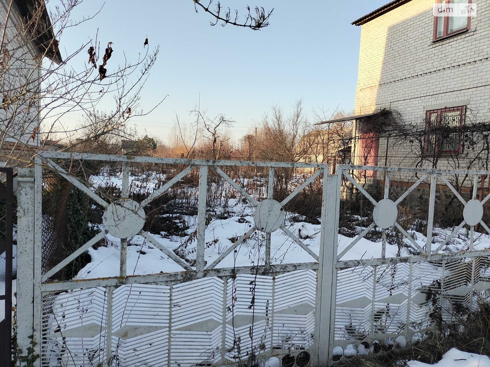трехэтажный дом с верандой, 75.4 кв. м, кирпич. Сдается помесячно в Чеховке фото 1 трехэтажный дом с верандой, 75.4 кв. м, кирпич. Сдается помесячно в Чеховке фото 1