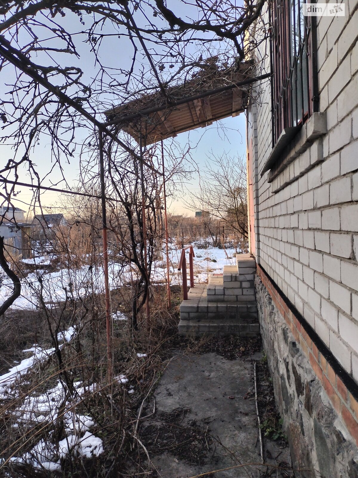 трехэтажный дом с верандой, 75.4 кв. м, кирпич. Сдается помесячно в Чеховке фото 1 трехэтажный дом с верандой, 75.4 кв. м, кирпич. Сдается помесячно в Чеховке фото 1