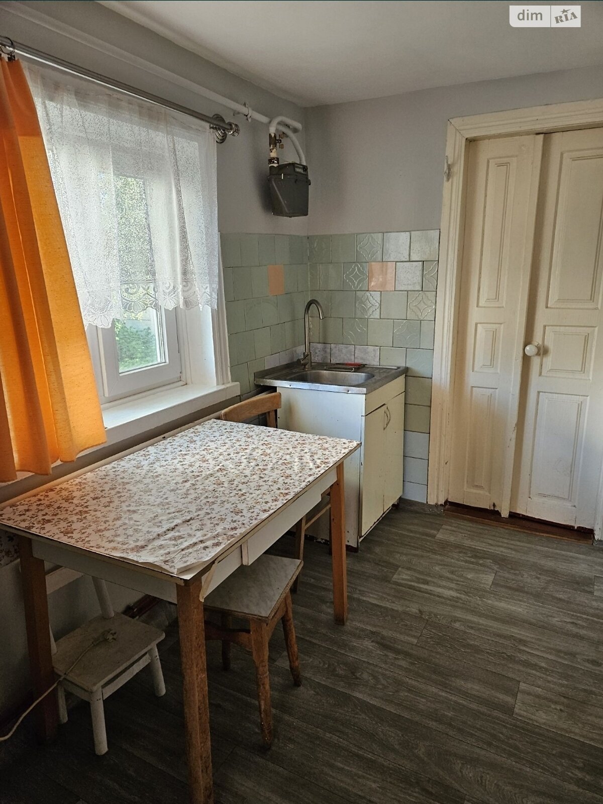одноэтажный дом, 45 кв. м, кирпич. Сдается помесячно в Черкассах, в районе Кінотеатр Мир фото 1 одноэтажный дом, 45 кв. м, кирпич. Сдается помесячно в Черкассах, в районе Кінотеатр Мир фото 1